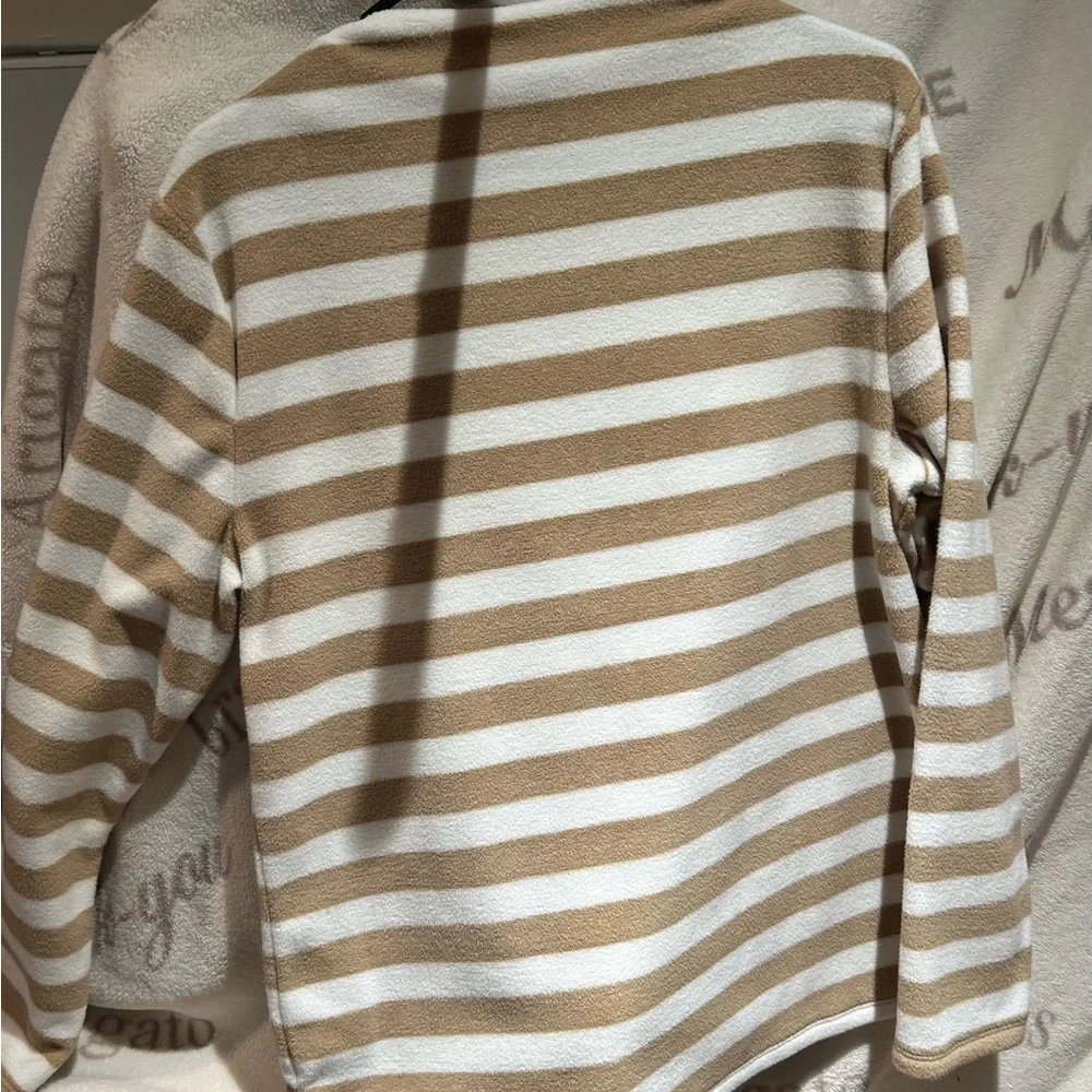 Talbots Top.. - Picture 10 of 10